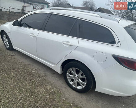 Белый Мазда 6, объемом двигателя 2 л и пробегом 335 тыс. км за 5500 $, фото 6 на Automoto.ua