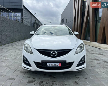 Белый Мазда 6, объемом двигателя 2 л и пробегом 204 тыс. км за 6800 $, фото 1 на Automoto.ua
