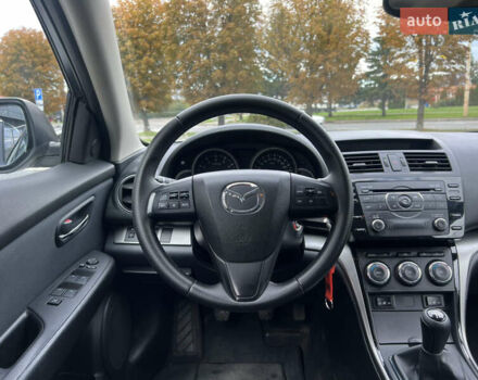 Белый Мазда 6, объемом двигателя 2 л и пробегом 204 тыс. км за 6800 $, фото 12 на Automoto.ua