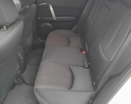 Білий Мазда 6, об'ємом двигуна 2 л та пробігом 289 тис. км за 7500 $, фото 6 на Automoto.ua