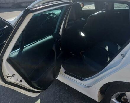 Белый Мазда 6, объемом двигателя 2.2 л и пробегом 255 тыс. км за 7200 $, фото 10 на Automoto.ua