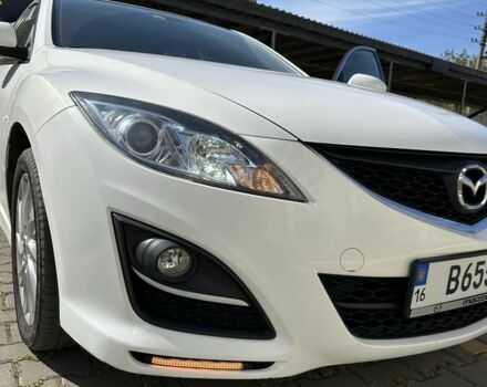 Белый Мазда 6, объемом двигателя 2 л и пробегом 177 тыс. км за 8500 $, фото 2 на Automoto.ua