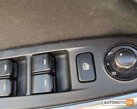 Белый Мазда 6, объемом двигателя 2.2 л и пробегом 233 тыс. км за 10900 $, фото 11 на Automoto.ua