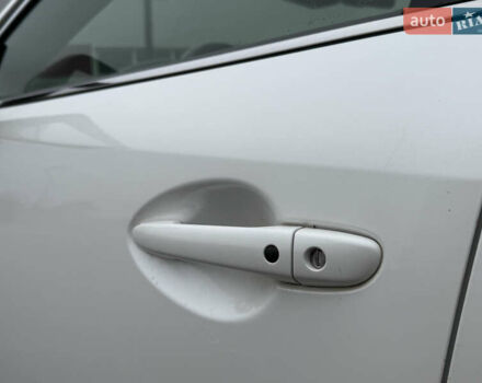 Белый Мазда 6, объемом двигателя 2.18 л и пробегом 181 тыс. км за 10600 $, фото 10 на Automoto.ua