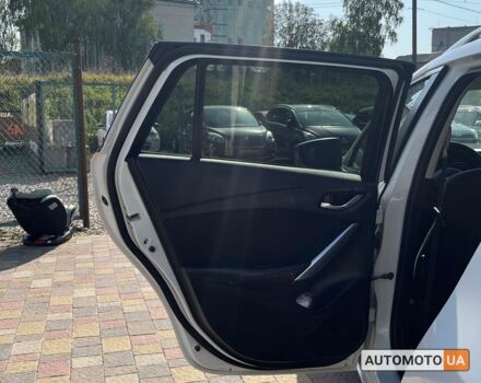 Белый Мазда 6, объемом двигателя 2.2 л и пробегом 233 тыс. км за 10900 $, фото 21 на Automoto.ua