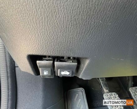 Белый Мазда 6, объемом двигателя 2.2 л и пробегом 233 тыс. км за 10900 $, фото 20 на Automoto.ua