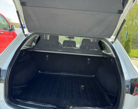 Белый Мазда 6, объемом двигателя 2.2 л и пробегом 190 тыс. км за 15999 $, фото 12 на Automoto.ua