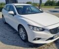 Белый Мазда 6, объемом двигателя 2.19 л и пробегом 278 тыс. км за 10000 $, фото 3 на Automoto.ua