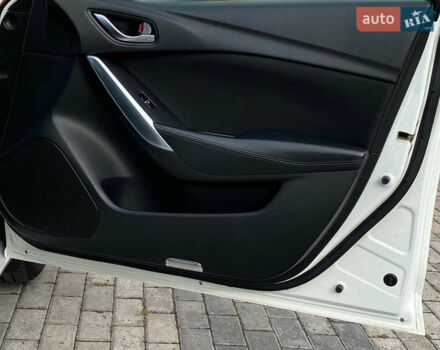 Мазда 6 2016 у Рівному на Automoto.ua Білий Мазда 6, об'ємом двигуна 2 л та пробігом 130 тис. км за 16700 $, фото 27 на Automoto.ua
