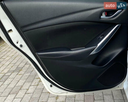 Мазда 6 2016 у Рівному на Automoto.ua Білий Мазда 6, об'ємом двигуна 2 л та пробігом 130 тис. км за 16700 $, фото 26 на Automoto.ua