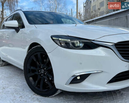 Білий Мазда 6, об'ємом двигуна 2.2 л та пробігом 177 тис. км за 13700 $, фото 7 на Automoto.ua