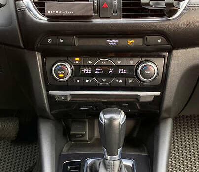 Белый Мазда 6, объемом двигателя 2 л и пробегом 130 тыс. км за 16700 $, фото 11 на Automoto.ua