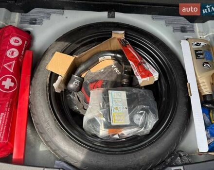 Белый Мазда 6, объемом двигателя 2.2 л и пробегом 256 тыс. км за 15200 $, фото 18 на Automoto.ua