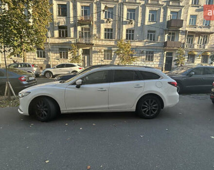 Білий Мазда 6, об'ємом двигуна 2 л та пробігом 105 тис. км за 18000 $, фото 1 на Automoto.ua