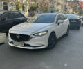 Білий Мазда 6, об'ємом двигуна 2 л та пробігом 105 тис. км за 18000 $, фото 2 на Automoto.ua