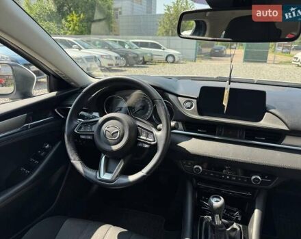 Белый Мазда 6, объемом двигателя 2.19 л и пробегом 333 тыс. км за 17867 $, фото 7 на Automoto.ua