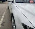 Белый Мазда 6, объемом двигателя 2 л и пробегом 240 тыс. км за 6000 $, фото 7 на Automoto.ua