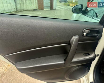 Белый Мазда 6, объемом двигателя 2.2 л и пробегом 218 тыс. км за 7699 $, фото 19 на Automoto.ua