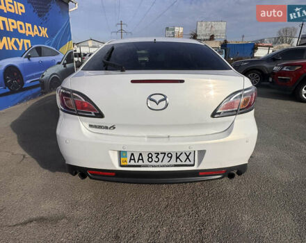 Білий Мазда 6, об'ємом двигуна 2 л та пробігом 177 тис. км за 8900 $, фото 5 на Automoto.ua