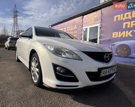 Білий Мазда 6, об'ємом двигуна 2 л та пробігом 177 тис. км за 8900 $, фото 2 на Automoto.ua