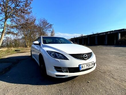 Белый Мазда 6, объемом двигателя 2 л и пробегом 240 тыс. км за 7200 $, фото 1 на Automoto.ua