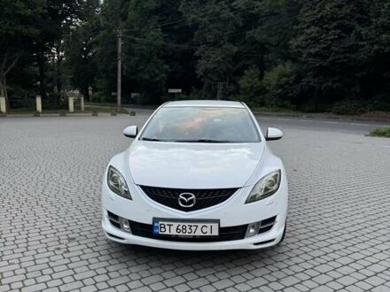 Белый Мазда 6, объемом двигателя 2 л и пробегом 165 тыс. км за 8000 $, фото 1 на Automoto.ua