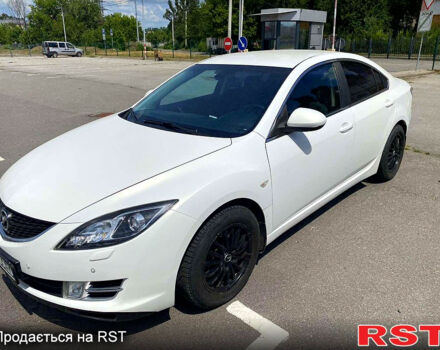 Белый Мазда 6, объемом двигателя 2 л и пробегом 189 тыс. км за 7500 $, фото 1 на Automoto.ua