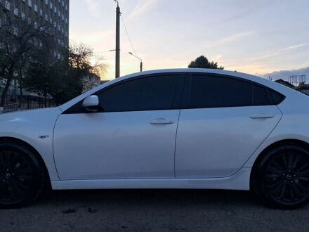 Белый Мазда 6, объемом двигателя 2 л и пробегом 277 тыс. км за 7000 $, фото 1 на Automoto.ua