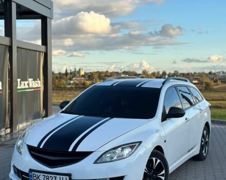 Белый Мазда 6, объемом двигателя 2 л и пробегом 338 тыс. км за 6000 $, фото 1 на Automoto.ua