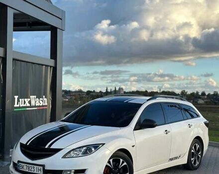 Білий Мазда 6, об'ємом двигуна 2 л та пробігом 220 тис. км за 5999 $, фото 1 на Automoto.ua
