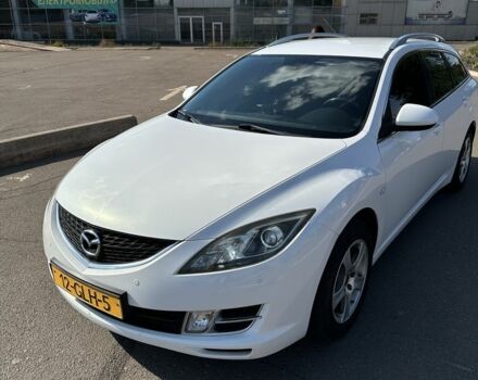 Белый Мазда 6, объемом двигателя 2 л и пробегом 300 тыс. км за 3500 $, фото 1 на Automoto.ua
