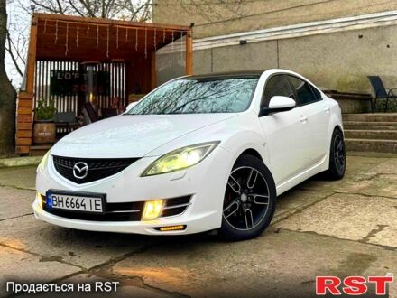 Белый Мазда 6, объемом двигателя 2.5 л и пробегом 217 тыс. км за 7300 $, фото 1 на Automoto.ua