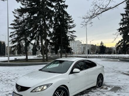 Белый Мазда 6, объемом двигателя 2 л и пробегом 220 тыс. км за 6500 $, фото 1 на Automoto.ua