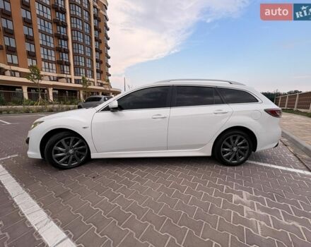 Білий Мазда 6, об'ємом двигуна 2 л та пробігом 263 тис. км за 8200 $, фото 1 на Automoto.ua