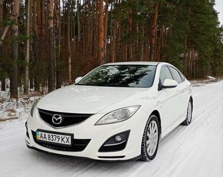 Белый Мазда 6, объемом двигателя 2 л и пробегом 180 тыс. км за 9500 $, фото 1 на Automoto.ua