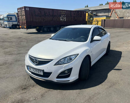 Белый Мазда 6, объемом двигателя 2 л и пробегом 227 тыс. км за 8200 $, фото 1 на Automoto.ua