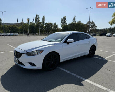 Белый Мазда 6, объемом двигателя 2.49 л и пробегом 182 тыс. км за 12900 $, фото 1 на Automoto.ua
