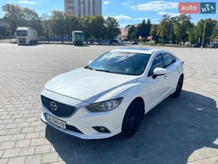 Белый Мазда 6, объемом двигателя 2.49 л и пробегом 141 тыс. км за 11000 $, фото 1 на Automoto.ua