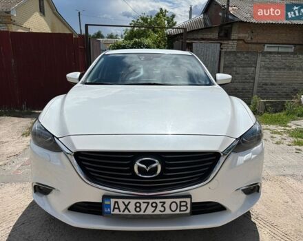 Белый Мазда 6, объемом двигателя 2.19 л и пробегом 210 тыс. км за 13250 $, фото 1 на Automoto.ua