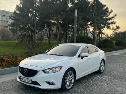 Белый Мазда 6, объемом двигателя 2.49 л и пробегом 181 тыс. км за 10800 $, фото 1 на Automoto.ua