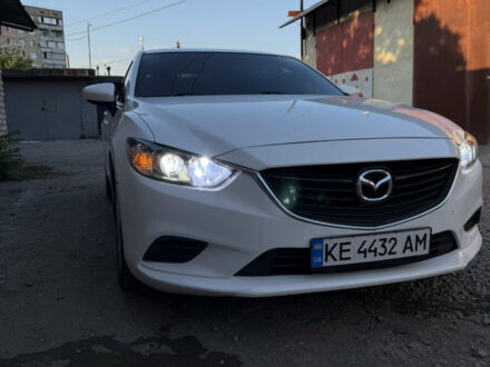 Белый Мазда 6, объемом двигателя 2.49 л и пробегом 215 тыс. км за 13000 $, фото 1 на Automoto.ua
