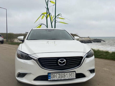 Белый Мазда 6, объемом двигателя 2.19 л и пробегом 143 тыс. км за 12900 $, фото 1 на Automoto.ua