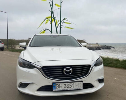Белый Мазда 6, объемом двигателя 2.19 л и пробегом 143 тыс. км за 12900 $, фото 1 на Automoto.ua