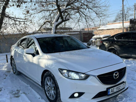 Белый Мазда 6, объемом двигателя 2 л и пробегом 120 тыс. км за 15000 $, фото 1 на Automoto.ua
