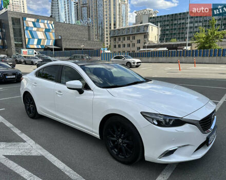 Білий Мазда 6, об'ємом двигуна 2.19 л та пробігом 190 тис. км за 15500 $, фото 1 на Automoto.ua