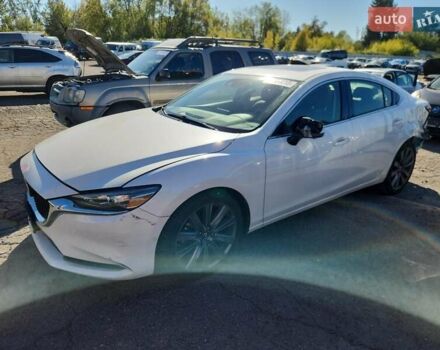 Белый Мазда 6, объемом двигателя 2.5 л и пробегом 42 тыс. км за 2500 $, фото 1 на Automoto.ua