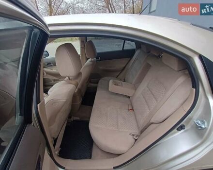 Бежевий Мазда 6, об'ємом двигуна 2 л та пробігом 130 тис. км за 4499 $, фото 16 на Automoto.ua