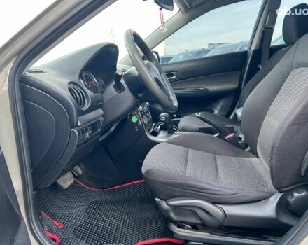 Бежевый Мазда 6, объемом двигателя 2 л и пробегом 187 тыс. км за 4190 $, фото 18 на Automoto.ua