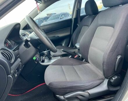 Бежевый Мазда 6, объемом двигателя 2 л и пробегом 187 тыс. км за 4190 $, фото 17 на Automoto.ua