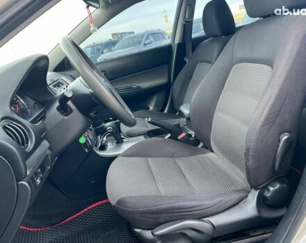 Бежевый Мазда 6, объемом двигателя 2 л и пробегом 187 тыс. км за 4190 $, фото 17 на Automoto.ua